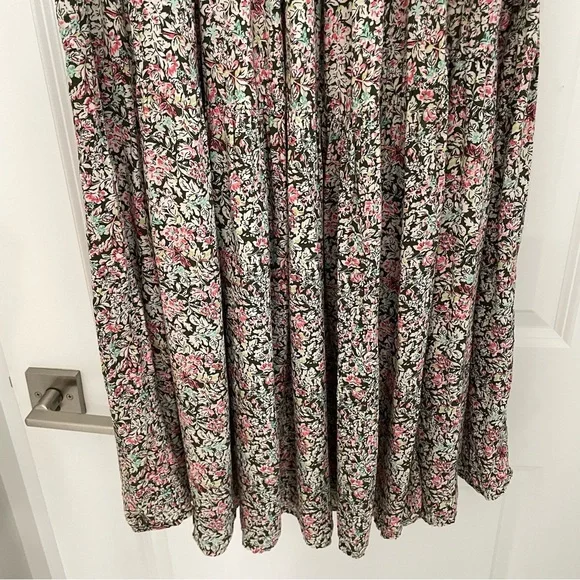 NATURAL LIFE Pink and Green Floral Maxi
Skirt Smocked Waist Flowy Boho Hippie. 1 - Picture 5 of 9